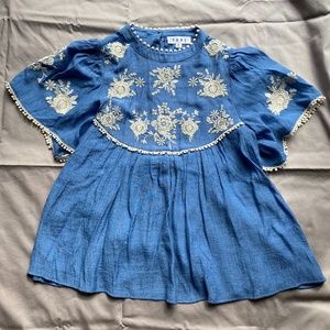 NWOT - THML Embroidered Blue/White Top - size S